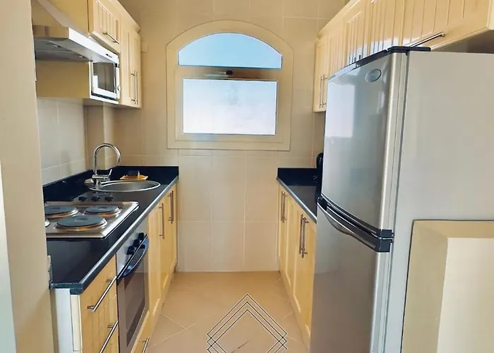 Classy 3 Bedrooms Family Apartment